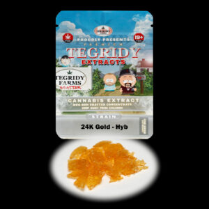 “Tegridy Extracts 24 Karat Gold shatter concentrate featuring translucent light golden shatter with a clear glass-like appearance and stable texture.”